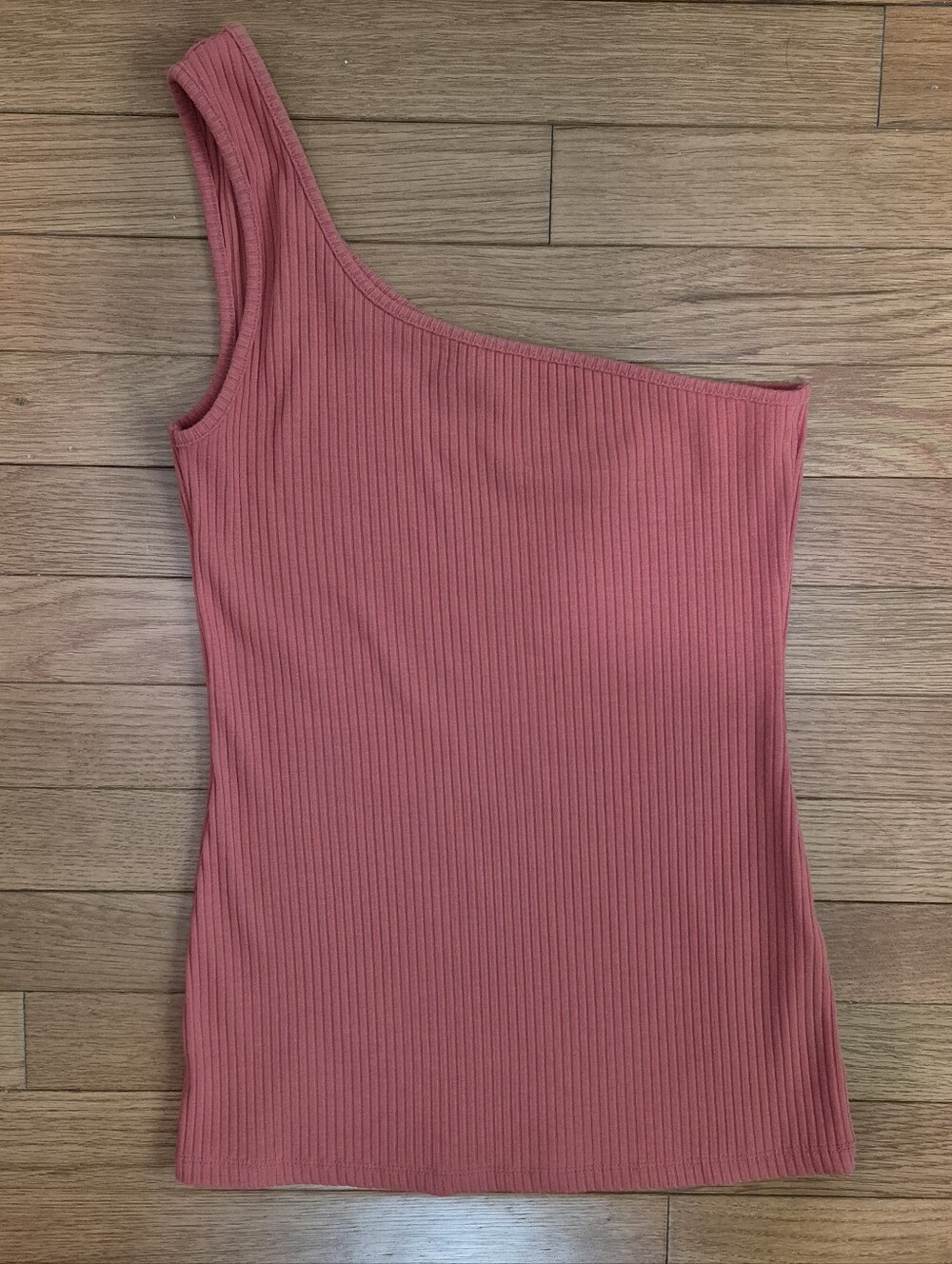 Ribbed One-Shoulder Tank Top in Coral / Orange 🧡
